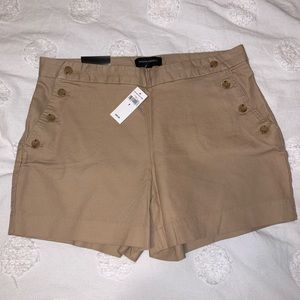 NWT Banana Republic khaki shorts